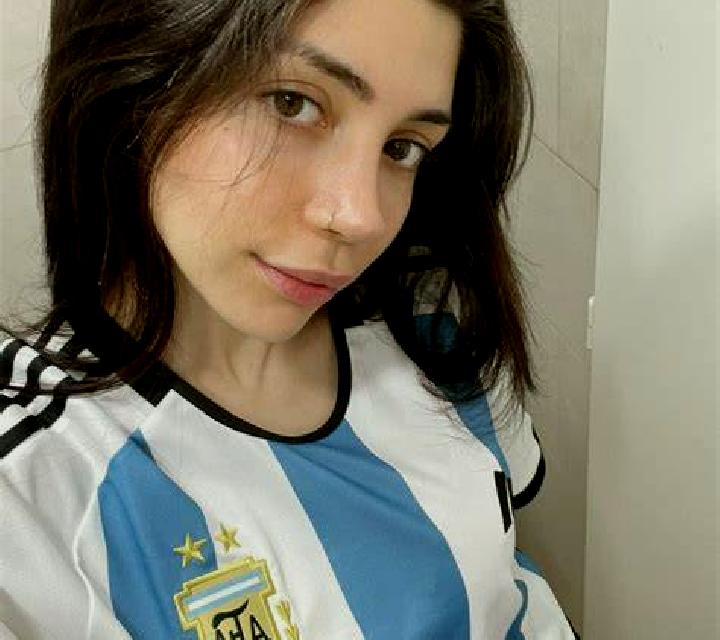 Abril Orpi escort