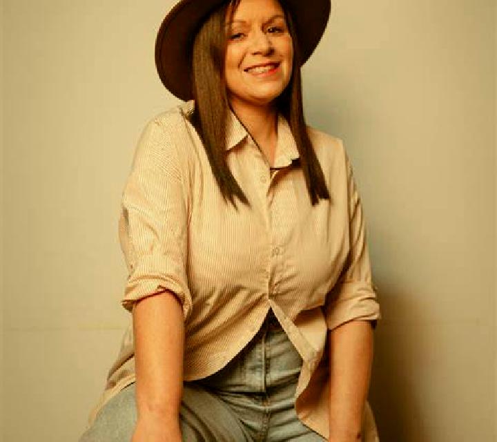 Adriana Bureta escort