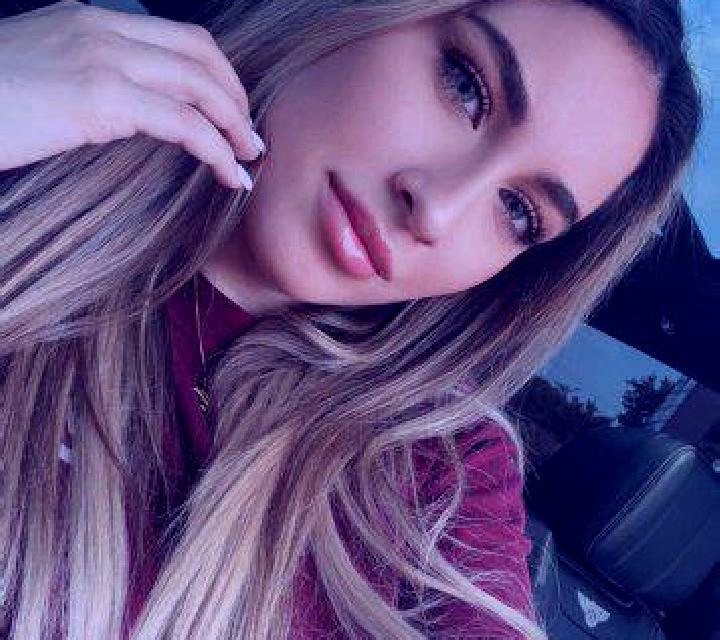 Adriana Manzanal de Arriba escort