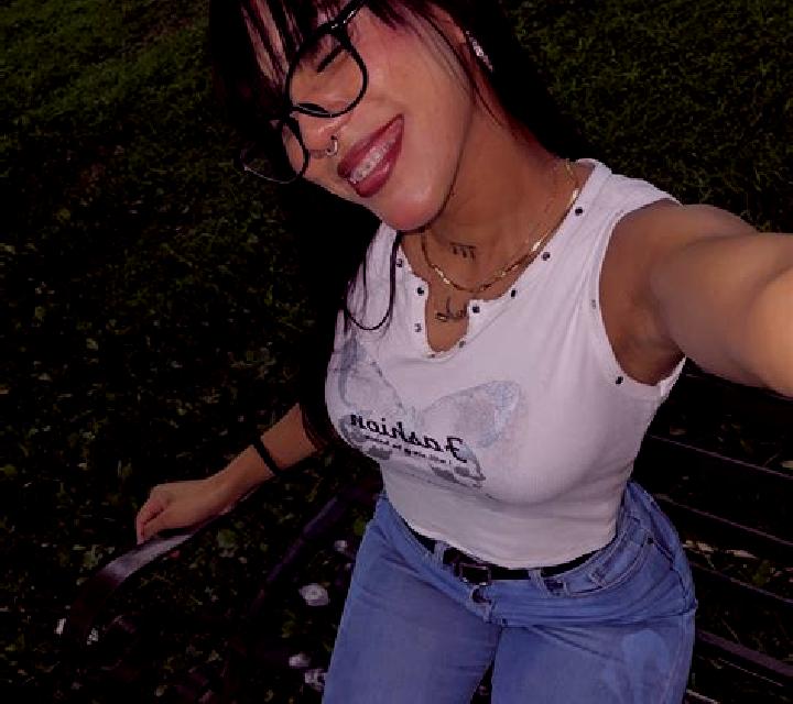Alba 2 Don Benito escort