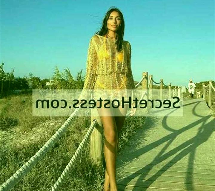 Alba 2 La Parrilla escort