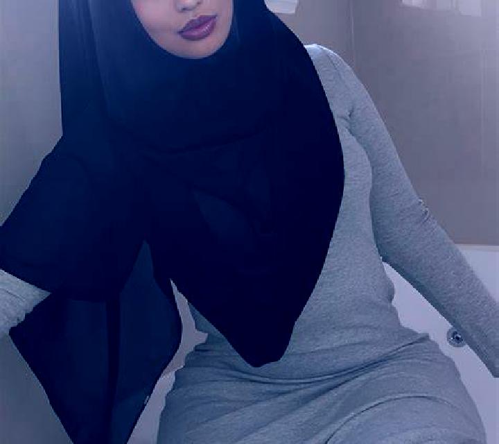 Alba 2 Llombai escort