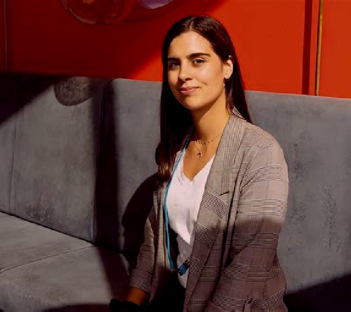 Alba 2 Oris escort