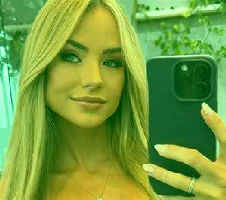 Alba 3 Iglesias escort