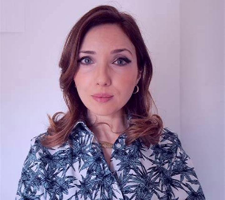 Alba Carboneras escort