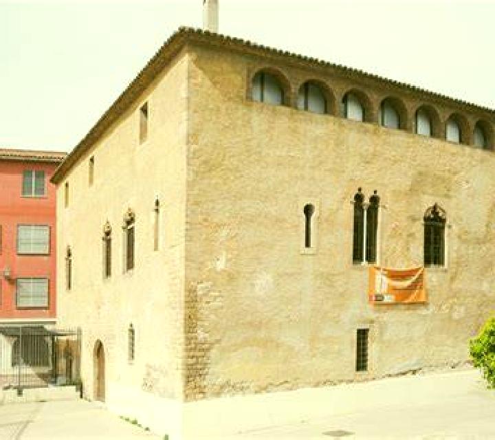 Alba Salmeron escort