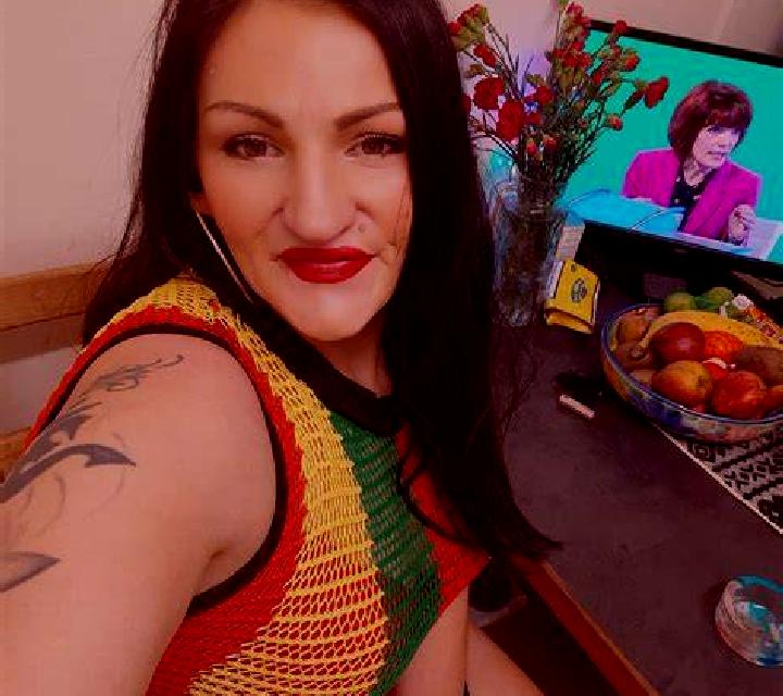 Alejandra 2 Torre en Cameros escort