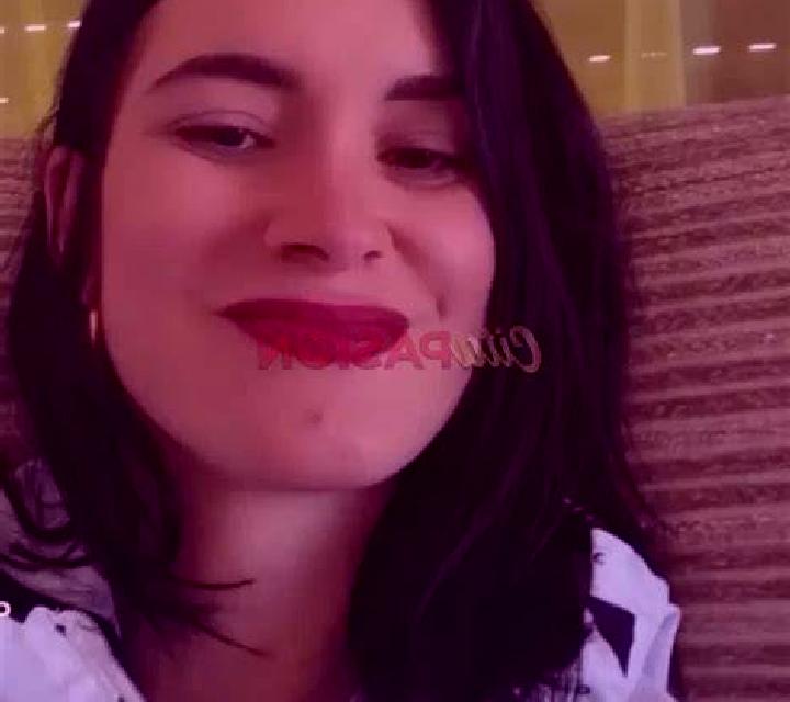Amaya 3 Tormos escort