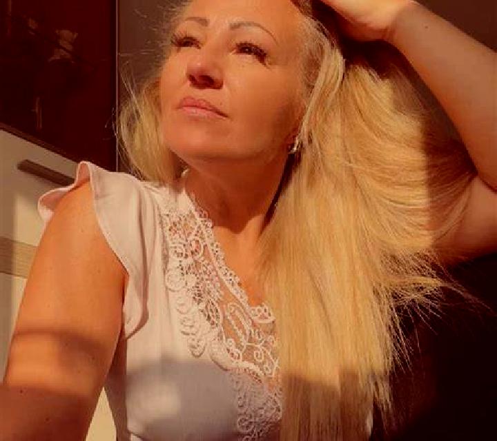 Andrea 2 Albox escort
