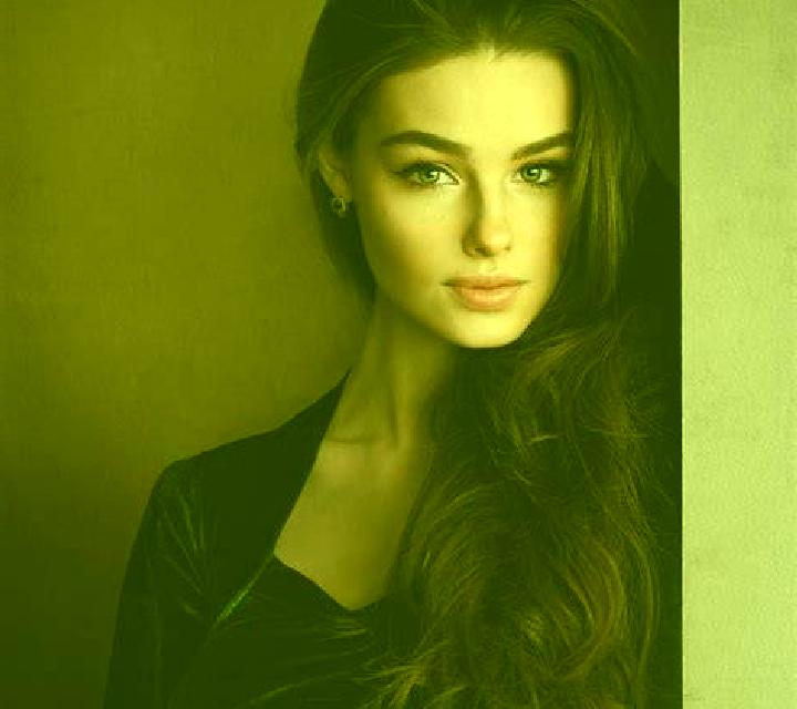 Antonella Calvos escort
