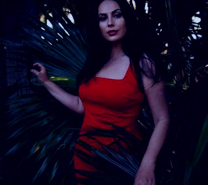 Antonella Torrijos escort