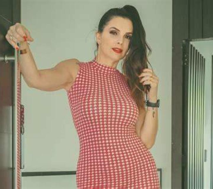 Aurora 2 Bergondo escort