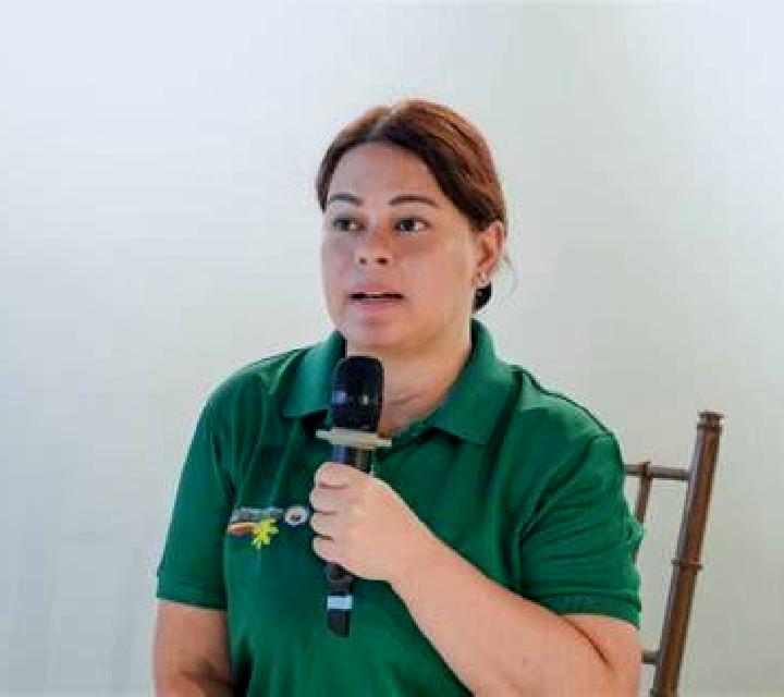 Aurora 2 Matallana de Torio escort