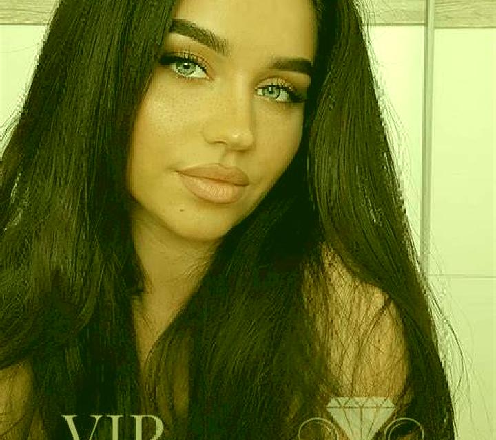 Carla 2 Baells escort