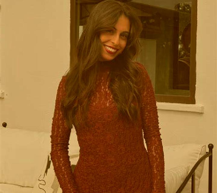 Carla Ejulve escort