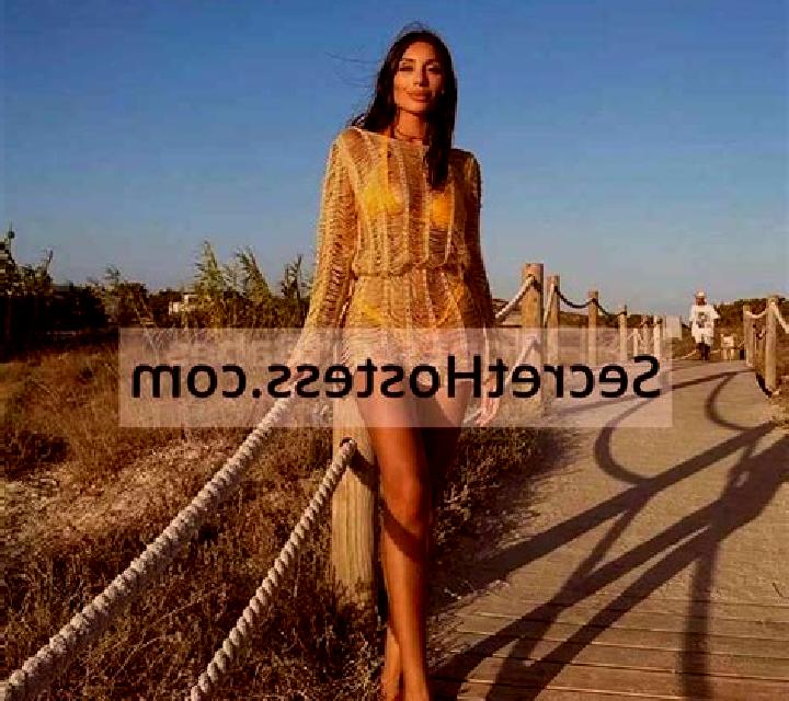 Carmen Berdejo escort