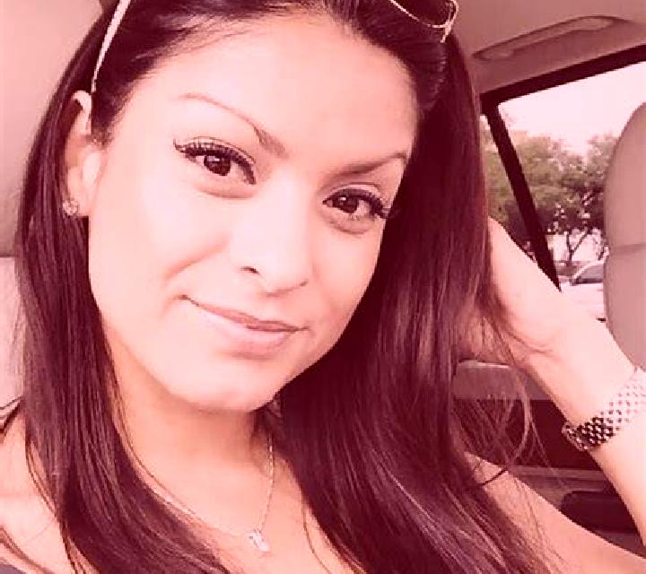 Claudia 3 Ayora escort