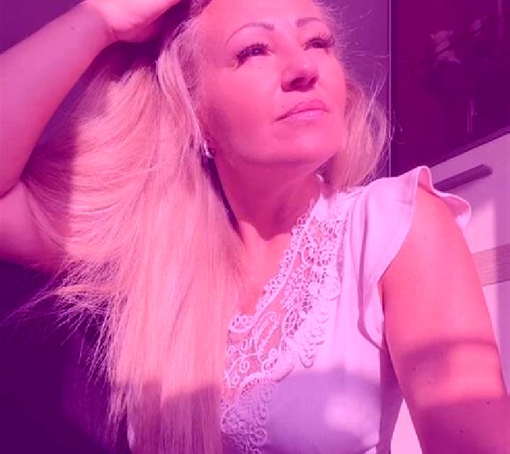 Claudia Juncosa escort