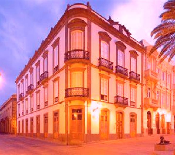 Claudia Tolosa escort