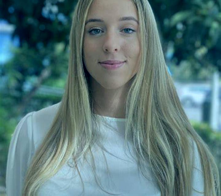 Claudia Torre de Esgueva escort