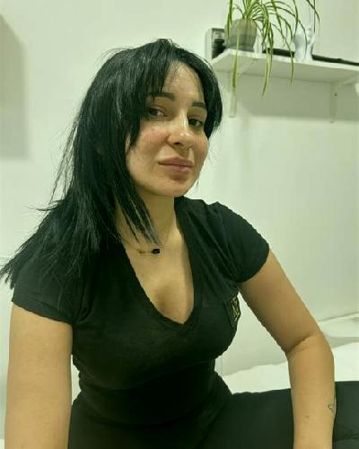 Daniela Pina de Ebro escort