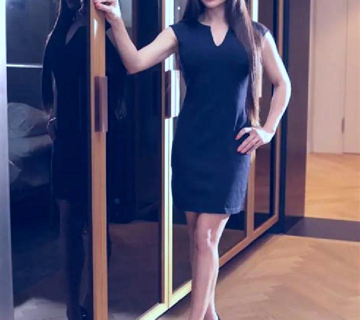 Emilia 2 Chimeneas escort