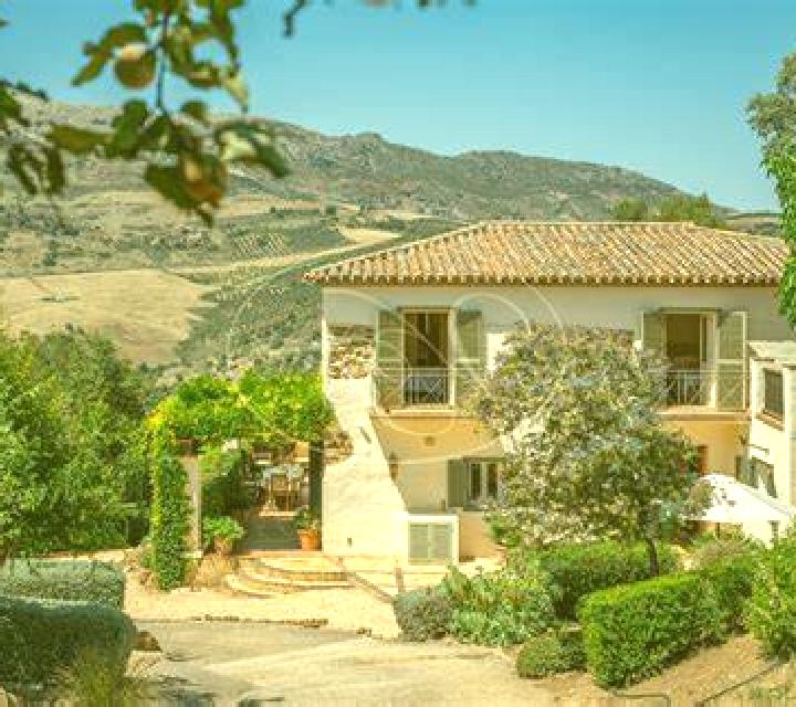 Emilia 2 Redecilla del Camino escort