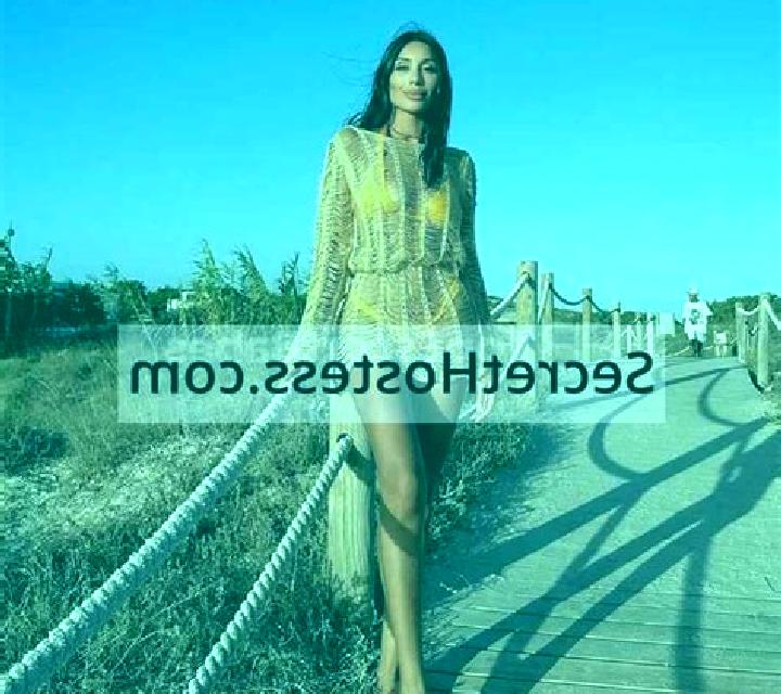 Emilia 3 Hacinas escort