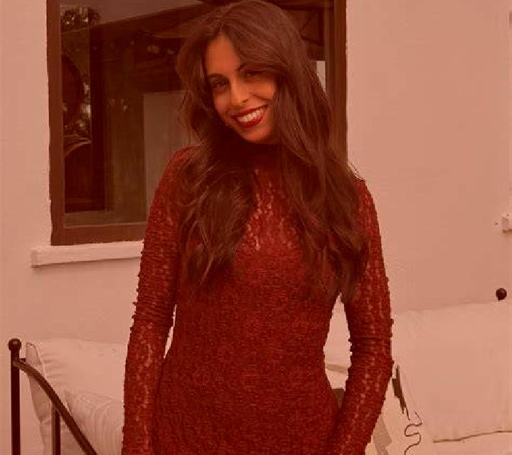 Emilia 3 l Alfas del Pi escort