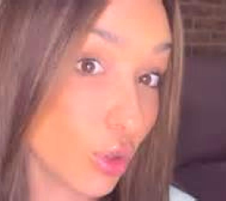 Emilia Aria escort