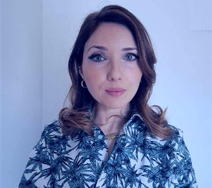 Estrella 3 Adahuesca escort