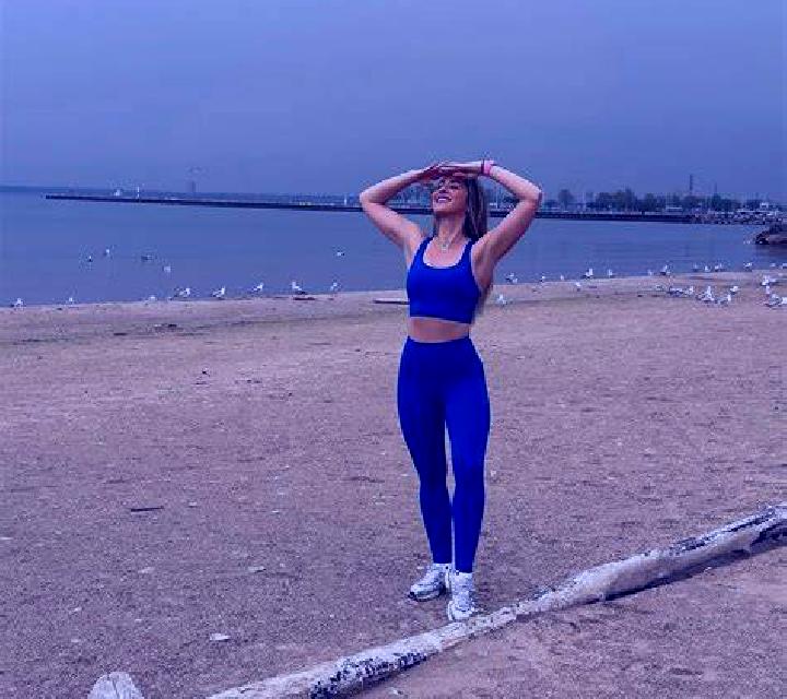Estrella 3 Villanueva de Valdegovia escort