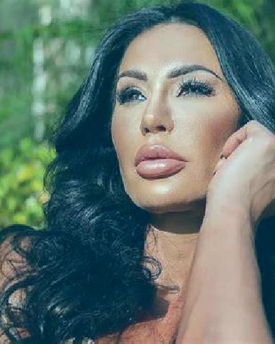 Estrella Bienvenida escort