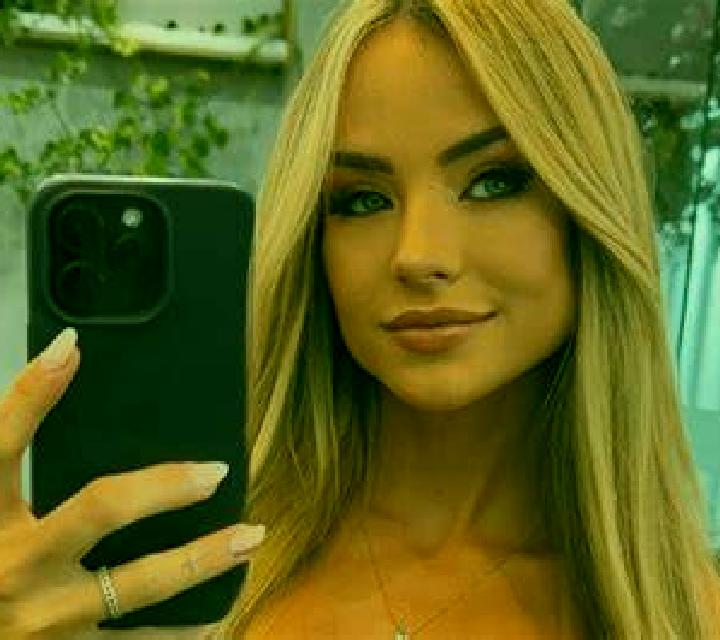 Josefina La Nava de Ricomalillo escort