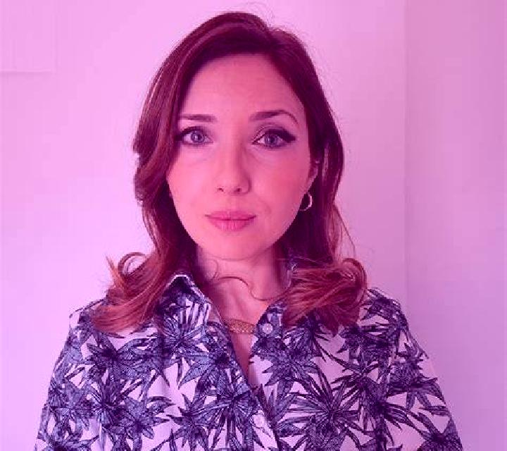 Julia 2 Canar escort