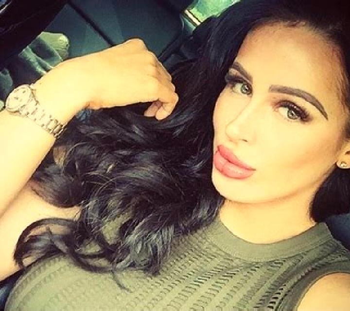 Julia 2 Vallcarca escort