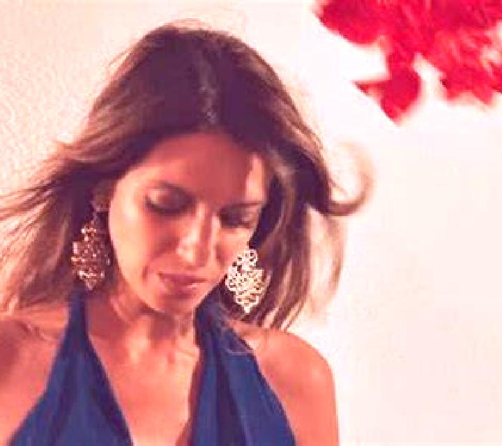 Julia 3 Cistella escort