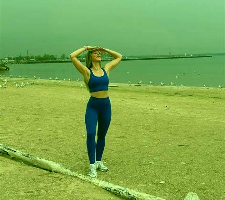 Julia 3 Perosillo escort