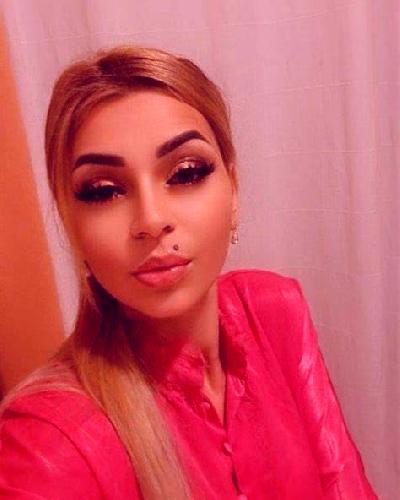 Julia Argujillo escort