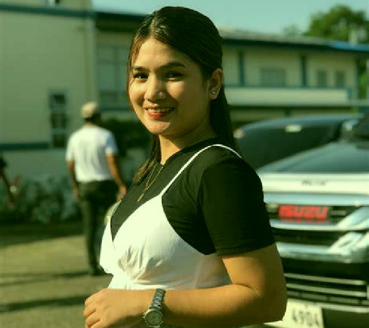 Laia 3 Tora de Riubregos escort