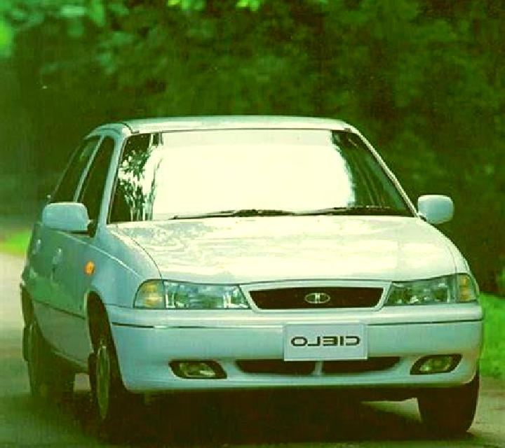 Lola 2 Turleque escort