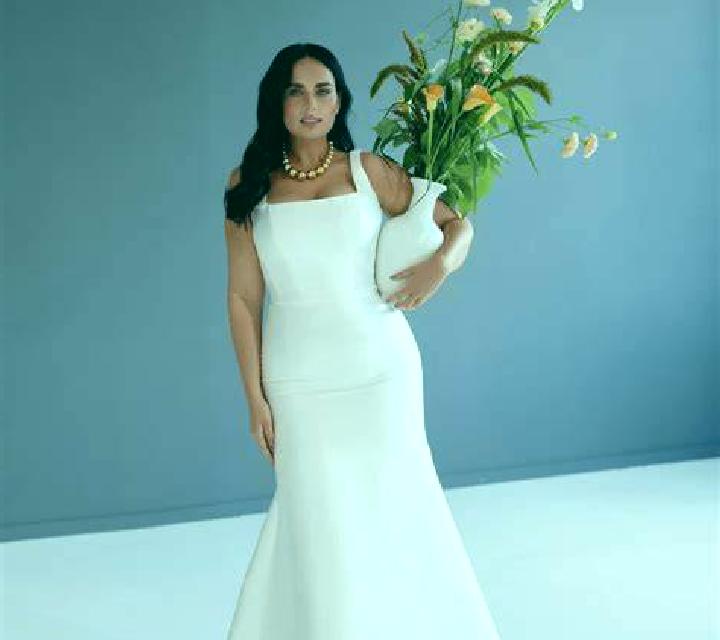 Lola 3 Vallibona escort