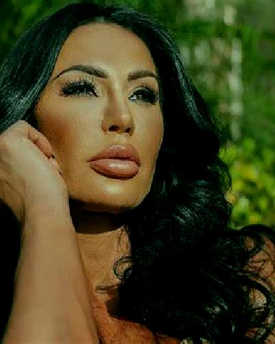 Lola Reduena escort