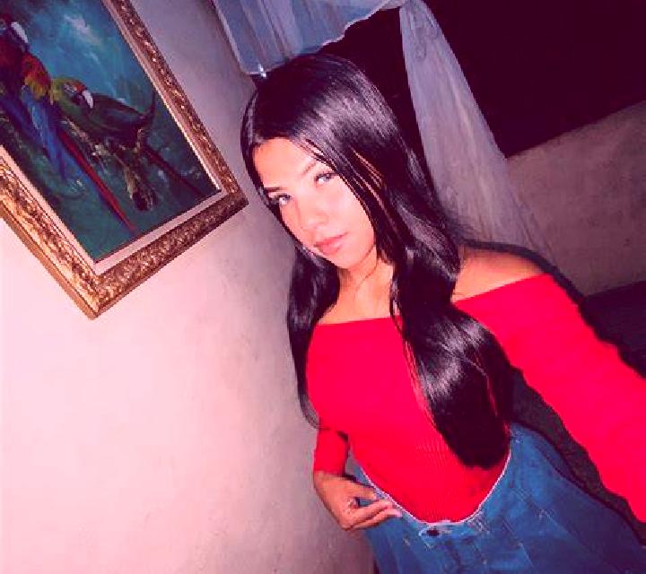 Lorena Lodosa escort