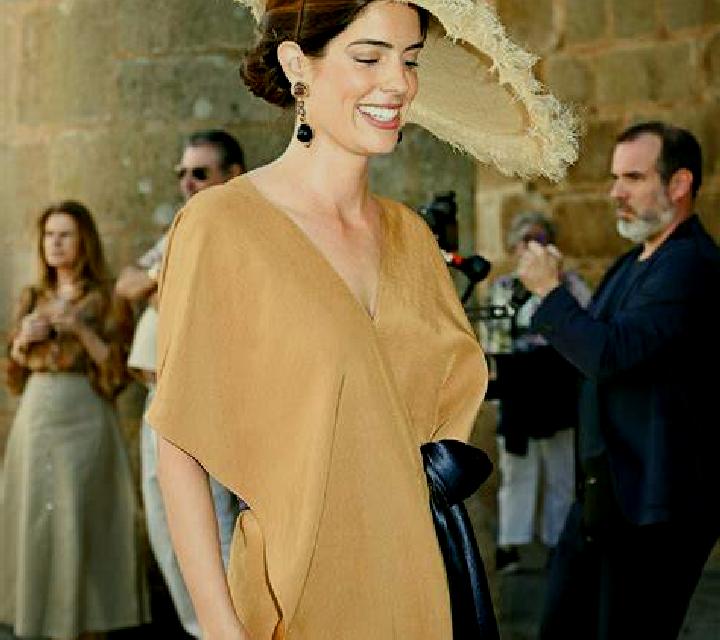 Lucía Cadaques escort