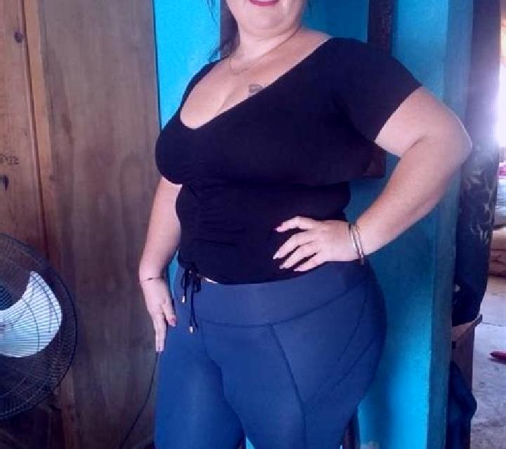 Manuela Fuentecen escort