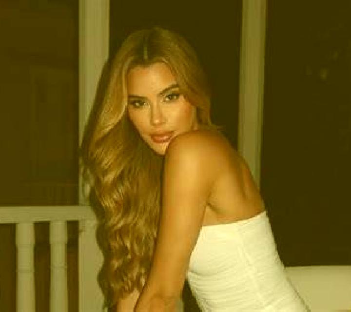 Manuela Santutxu escort
