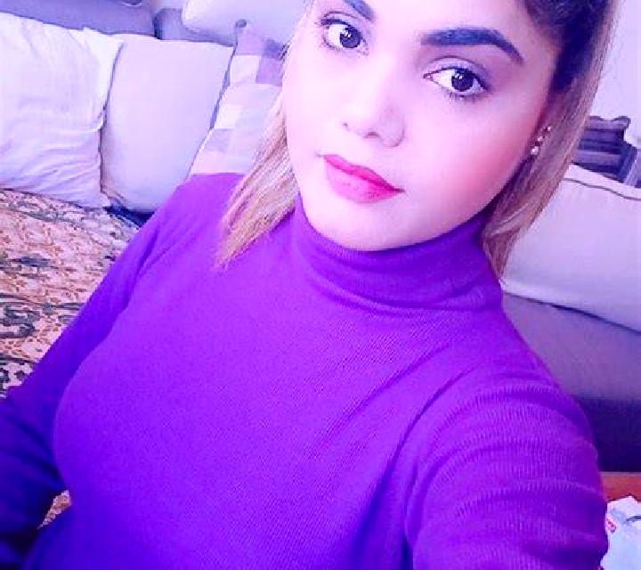 María 2 Cartaya escort