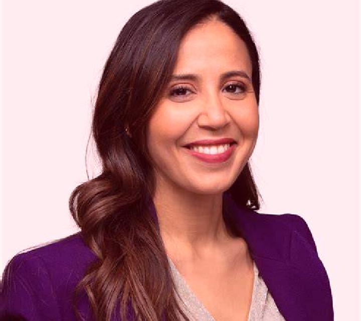 María Tomino escort