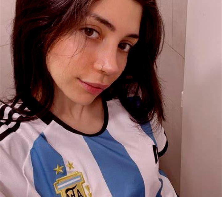 Mariana 2 Corcubion escort